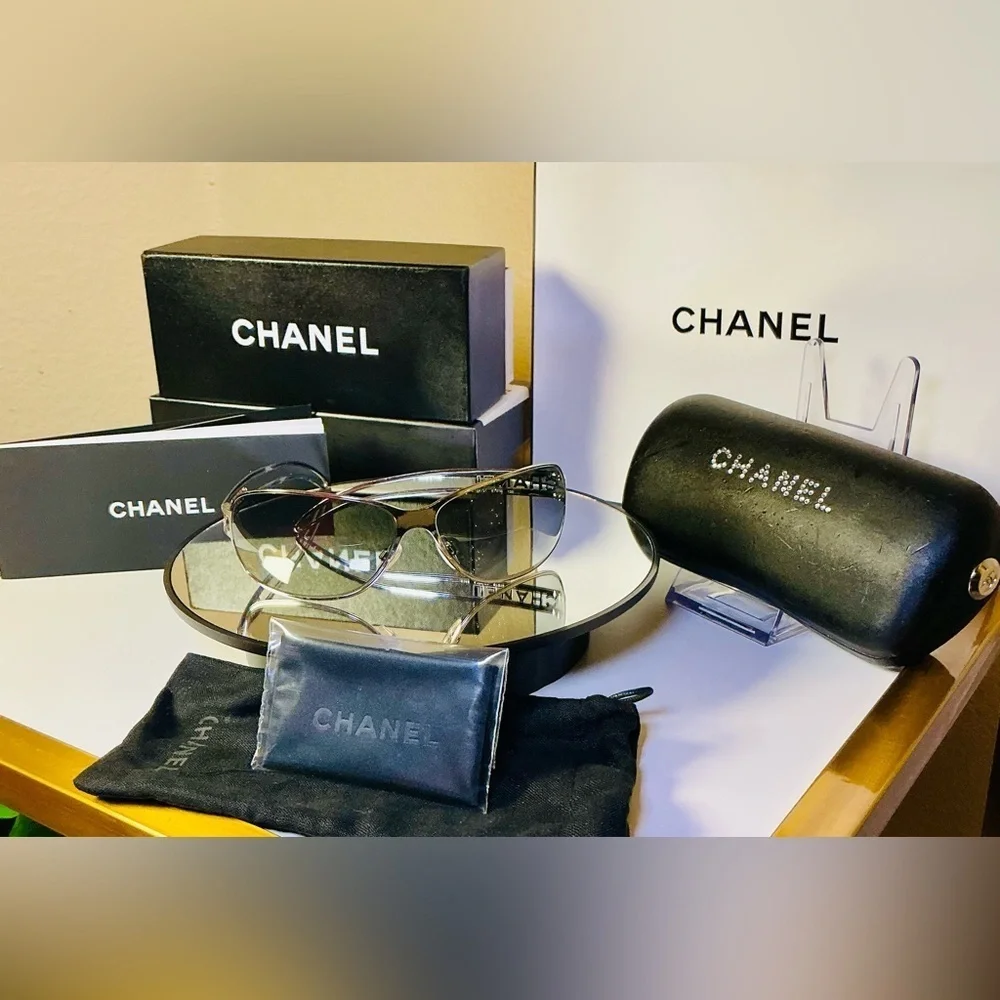 Chanel Vintage Sunglasses – Silver Frame, Gradient Lens, Unisex, Authentic